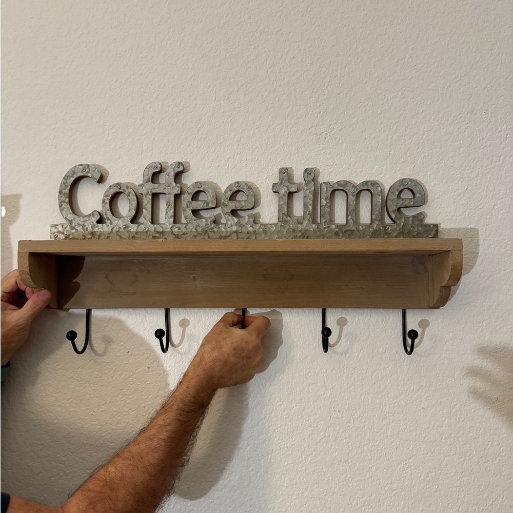 Rustic coffee bar 、coffee mug wall shelf storage rack，kitchen storage